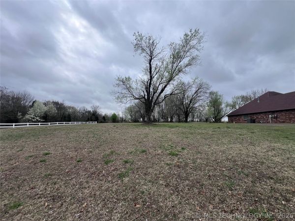 4001 Eagle Crest Drive , Muskogee, OK 74401