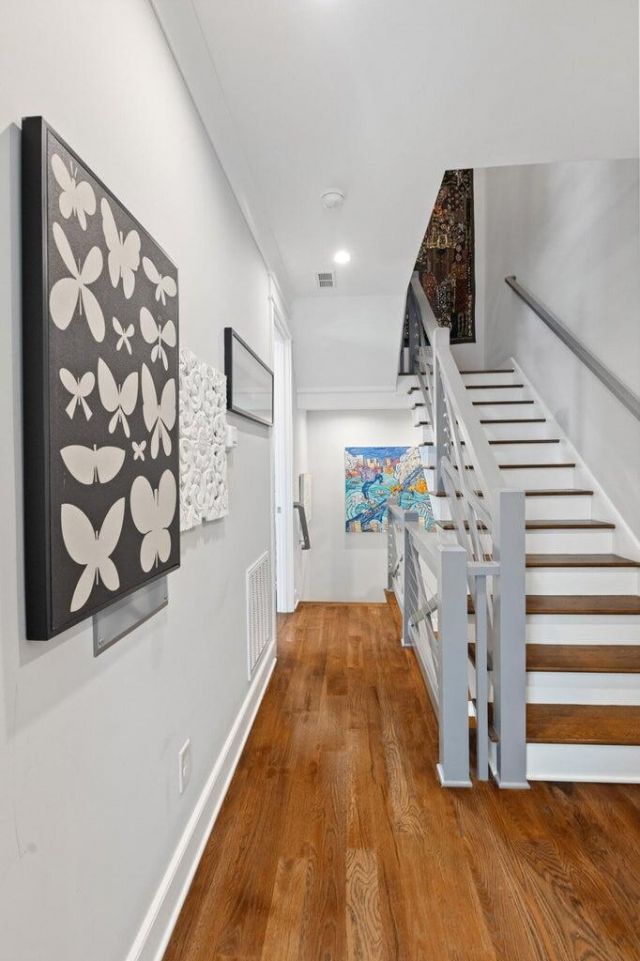 3 1/2 Maranda Holmes Street Photo 27