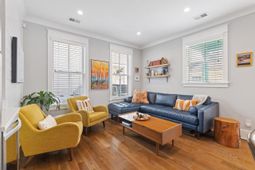 3 1/2 Maranda Holmes Street photo 4