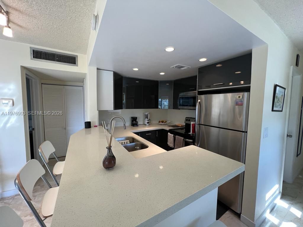 1130 11th St , Unit 5A, Miami Beach, FL 33139 Photo