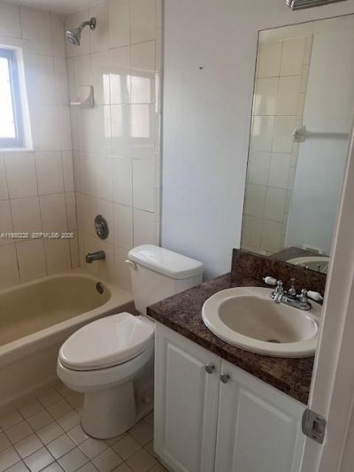 2815 W 76th St, Unit 202-17, Hialeah, FL 33018 Photo