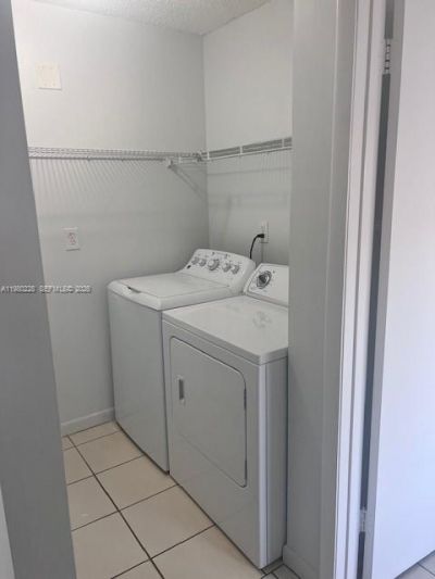 2815 W 76th St, Unit 202-17, Hialeah, FL 33018 Photo