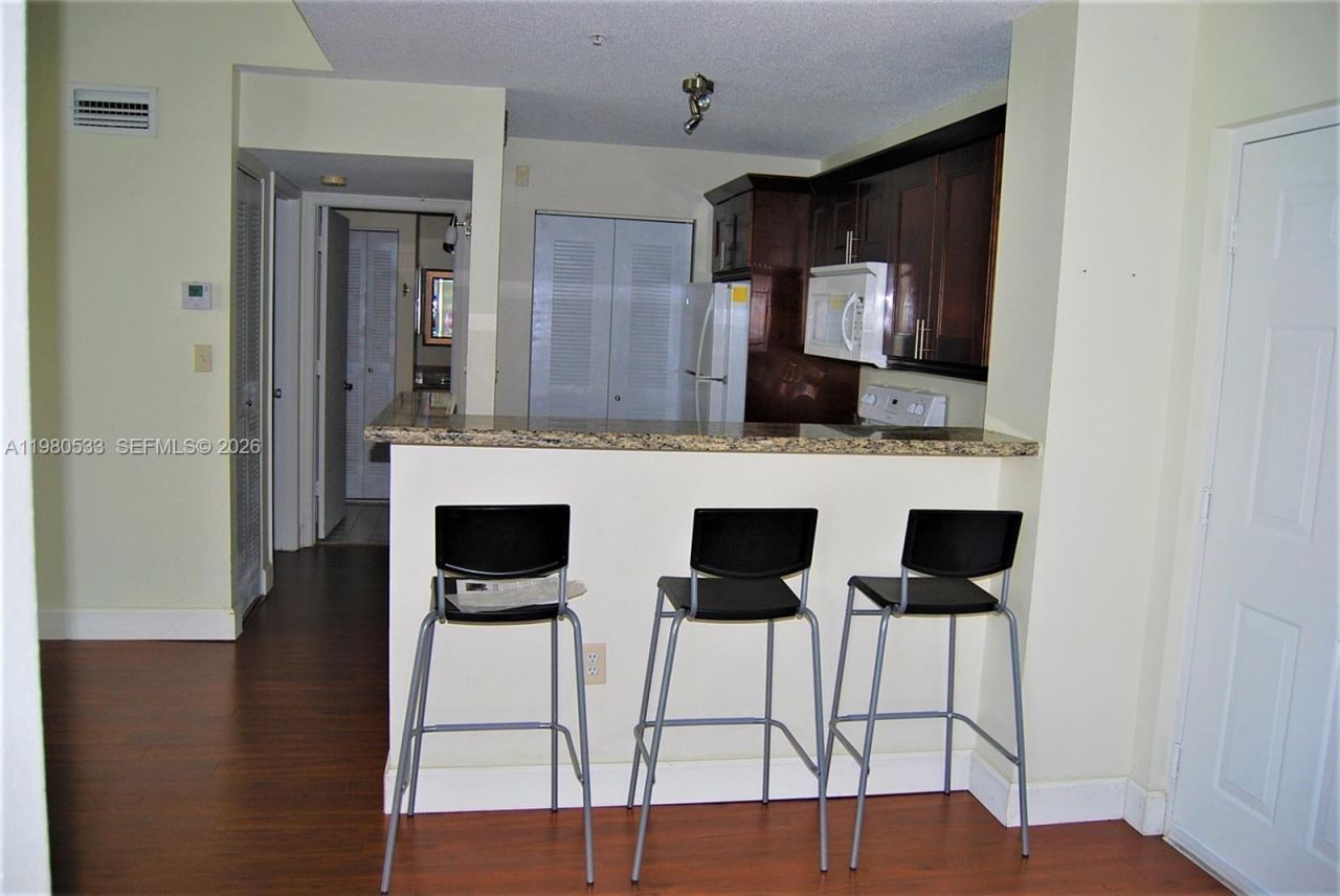 4360 NW 107 Av , Unit 306, Doral, FL 33178 Photo