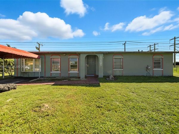 13605 SW 73rd Ter , Miami, FL 33183