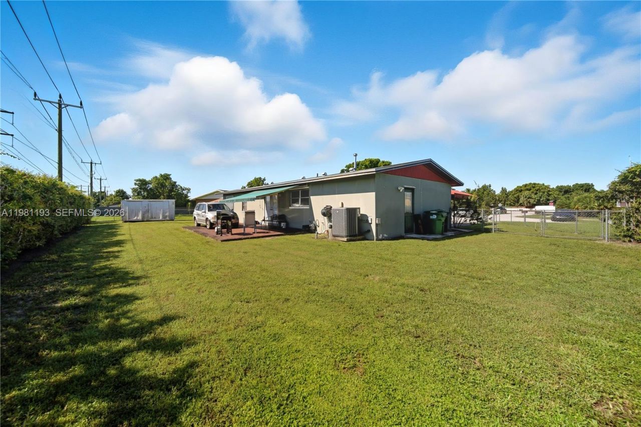 13605 SW 73rd Ter , Miami, FL 33183 Photo