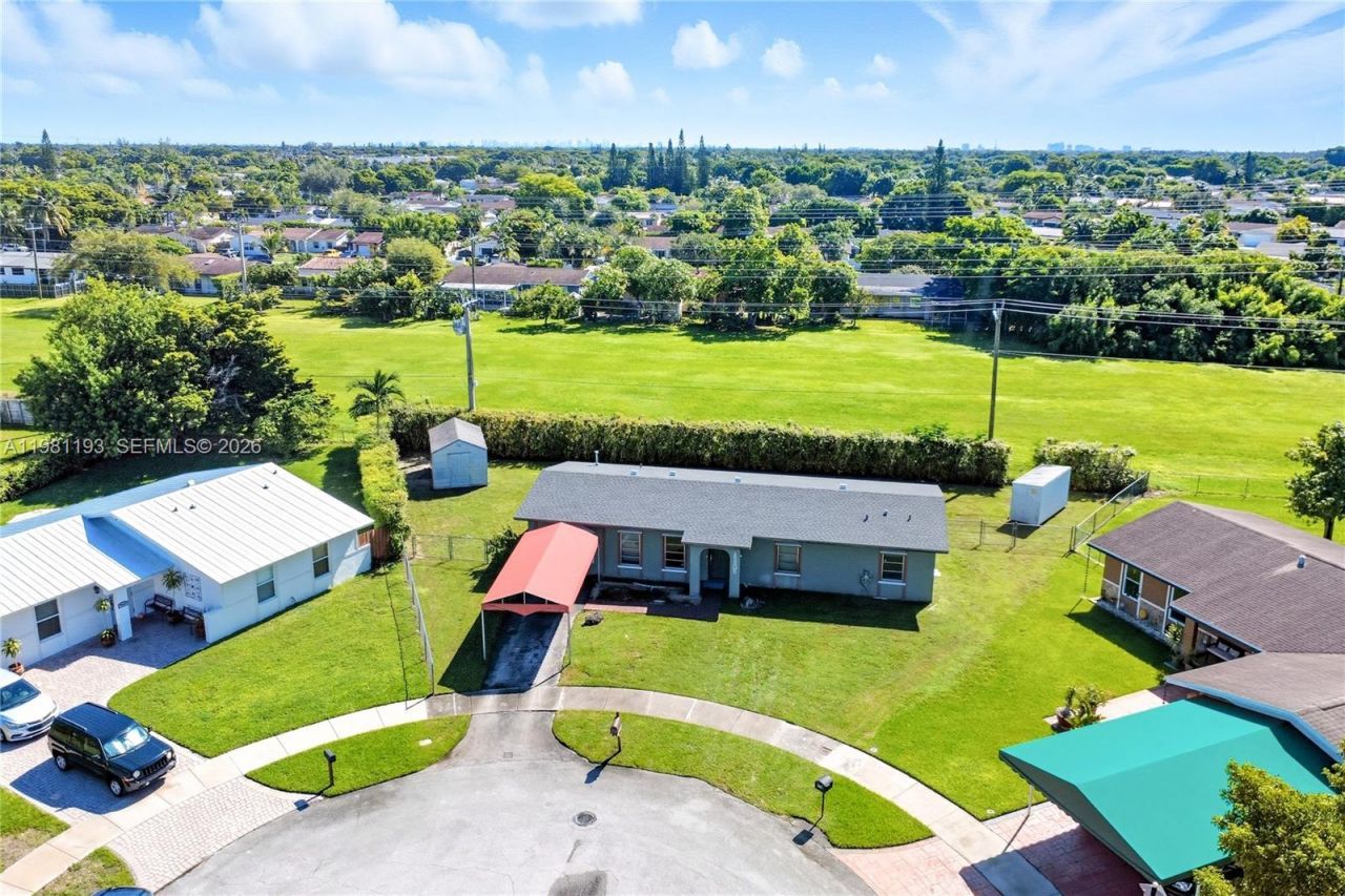 13605 SW 73rd Ter , Miami, FL 33183 Photo