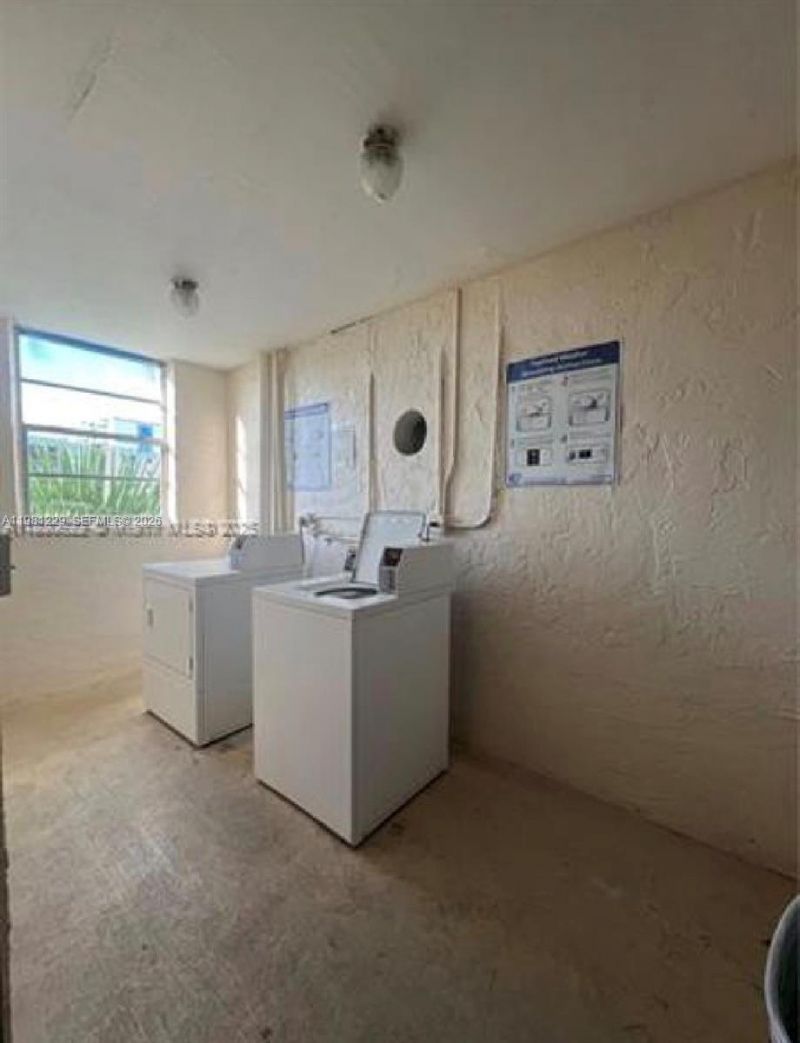 5050 NW 7th St, Unit 511, Miami, FL 33126 Photo