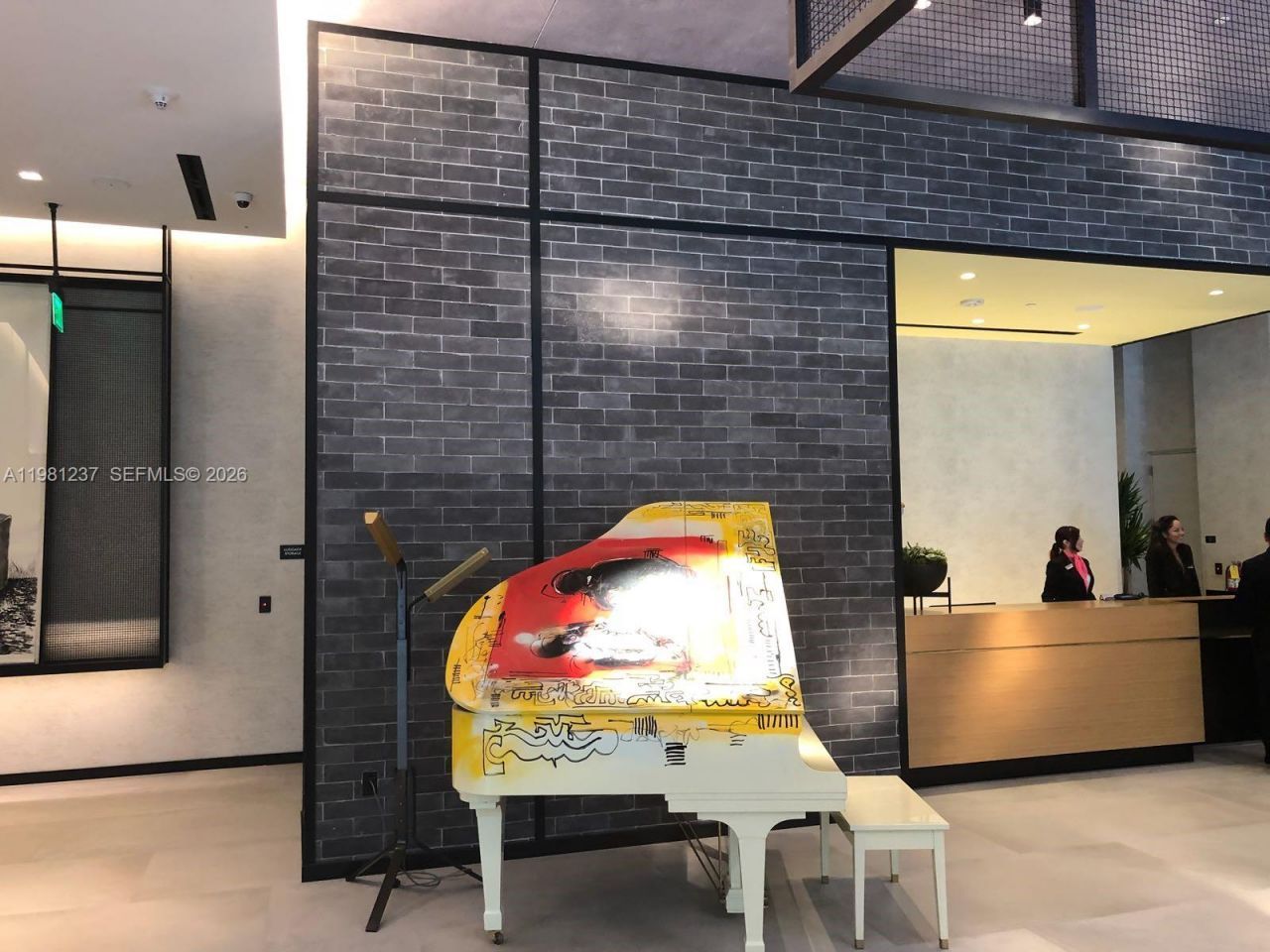 121 NE 34th St , Unit L502, Miami, FL 33137 Photo