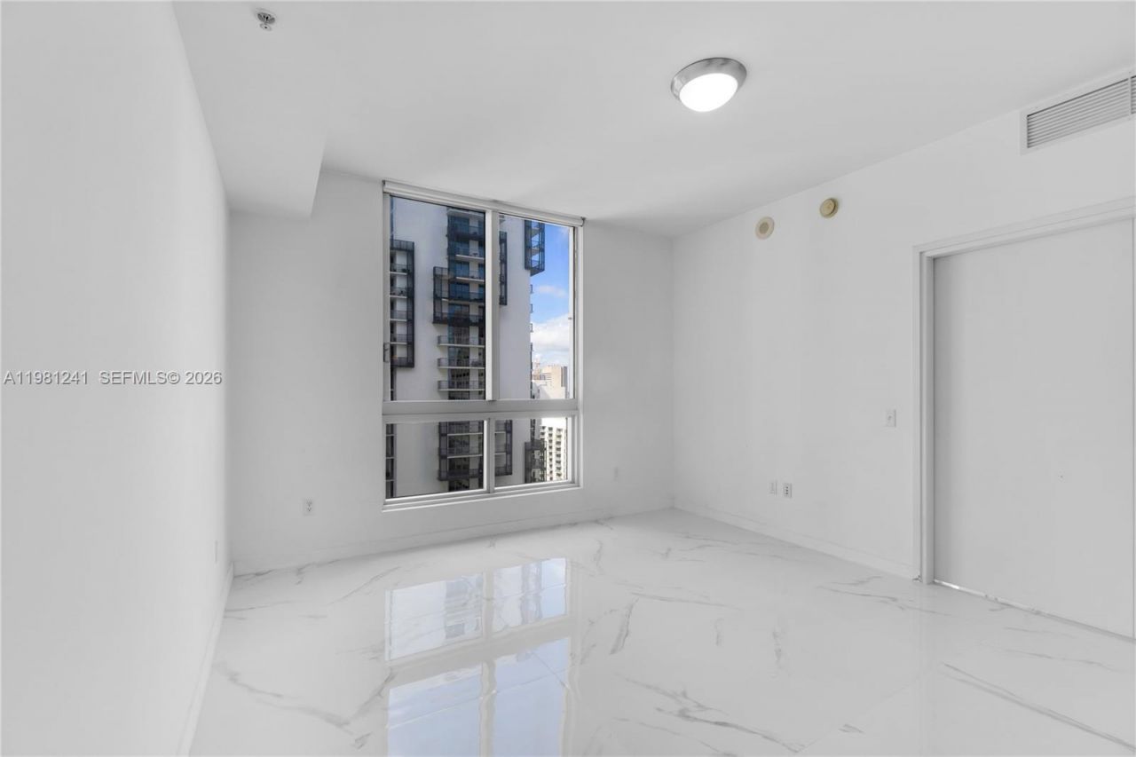 300 S Biscayne Bl, Unit T-3309, Miami, FL 33131 Photo