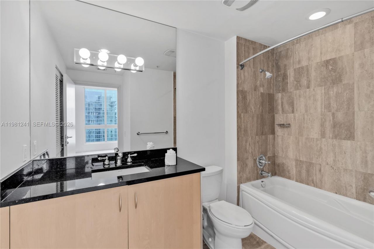 300 S Biscayne Bl, Unit T-3309, Miami, FL 33131 Photo