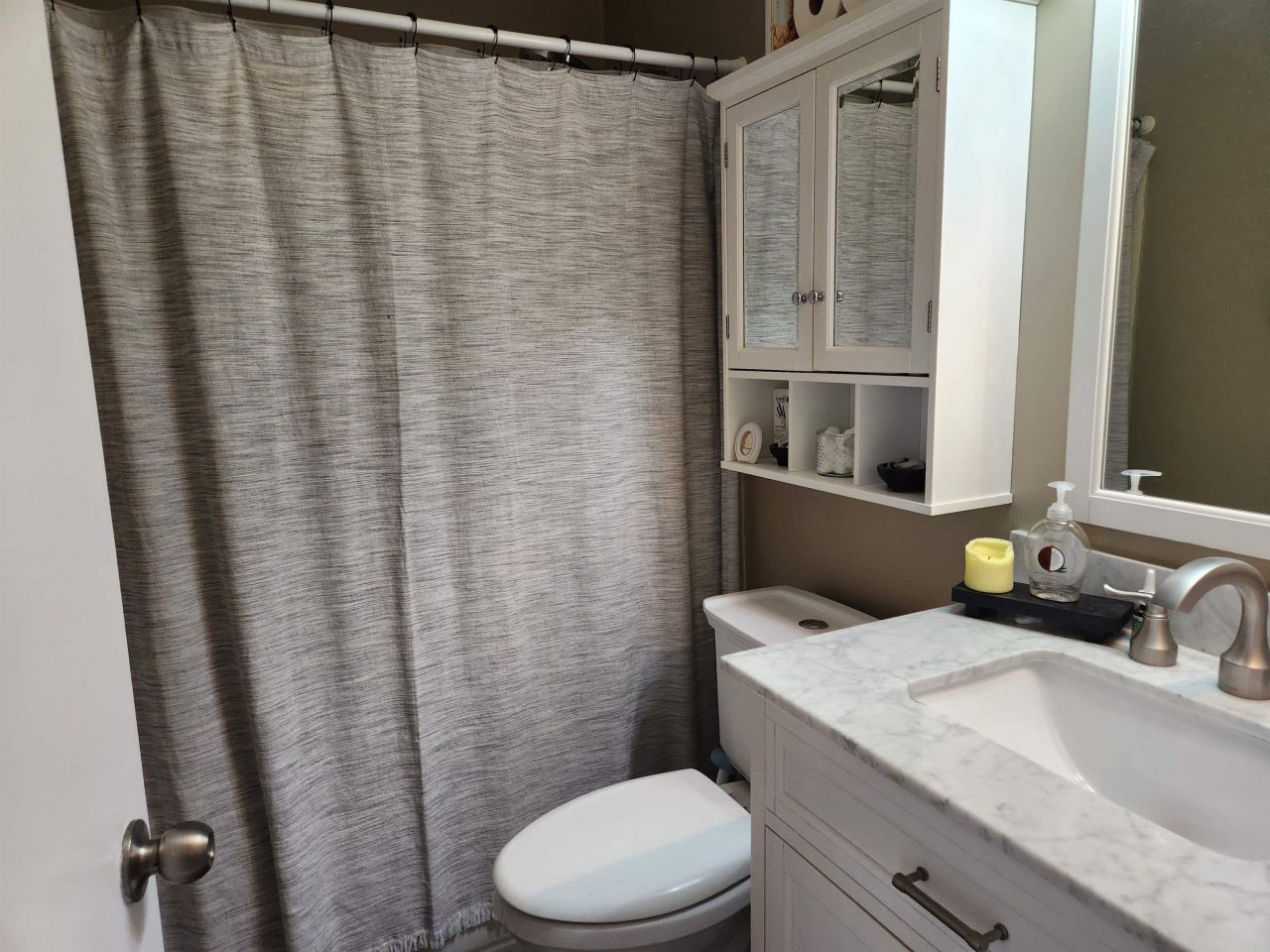 1025 Plantation Dr. W Photo 13