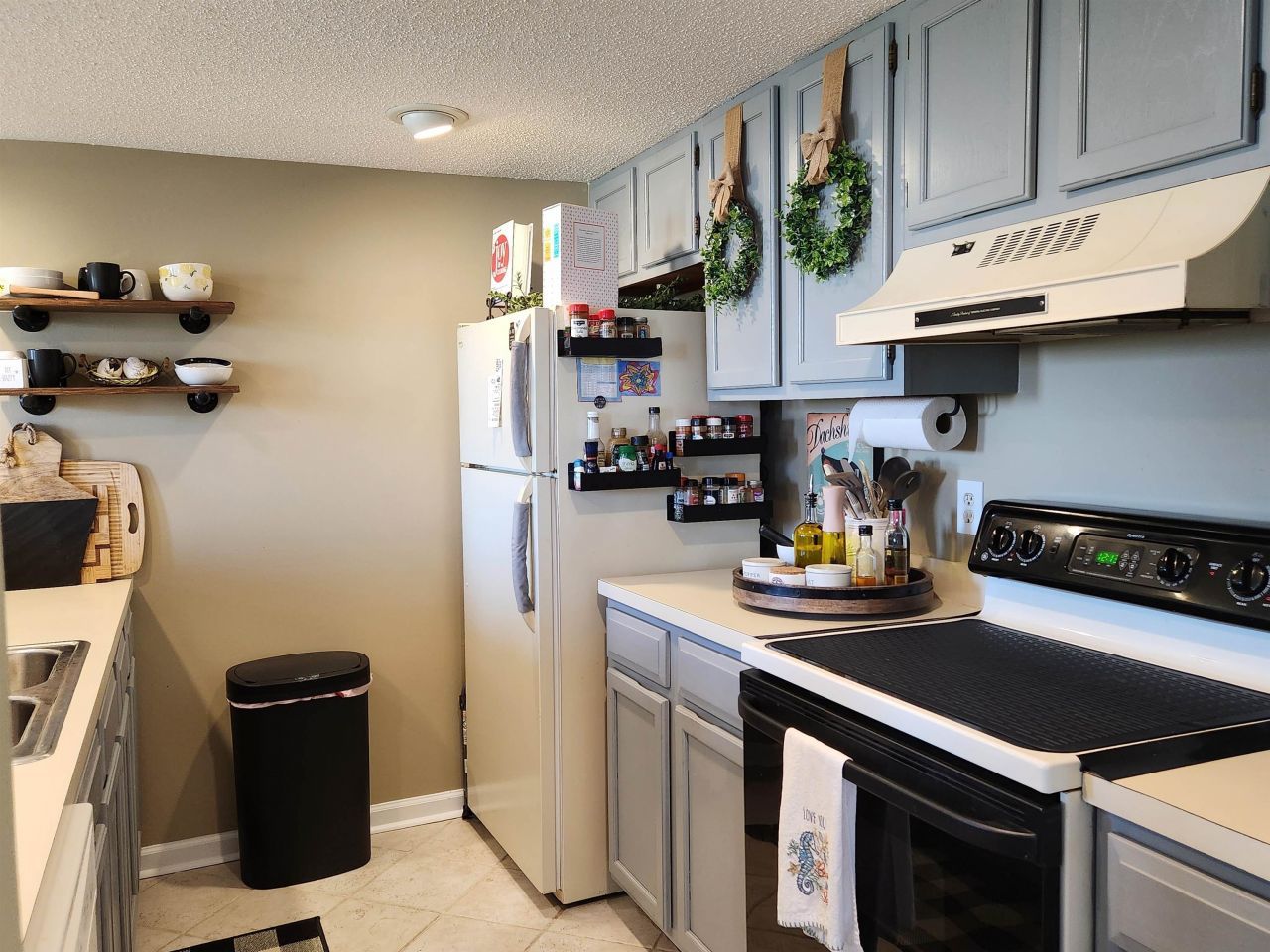 1025 Plantation Dr. W Photo 19