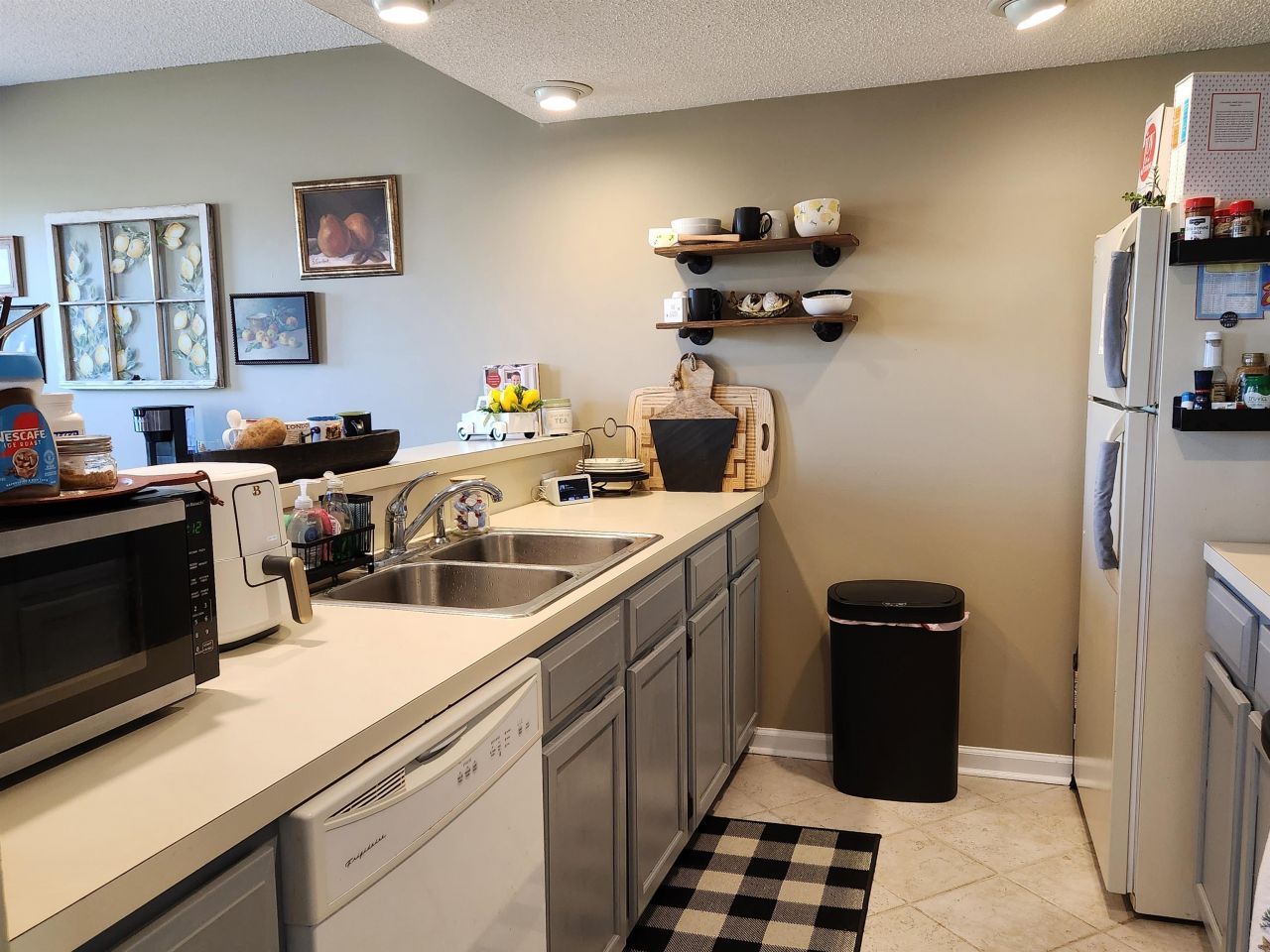 1025 Plantation Dr. W Photo 20