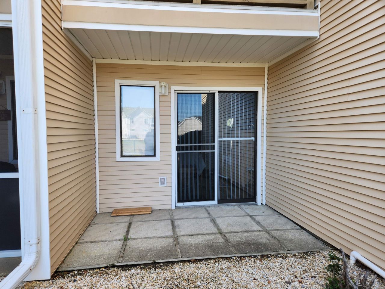 1025 Plantation Dr. W Photo 6