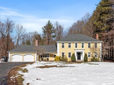 92 Prospect Street, Lunenburg, MA 01462