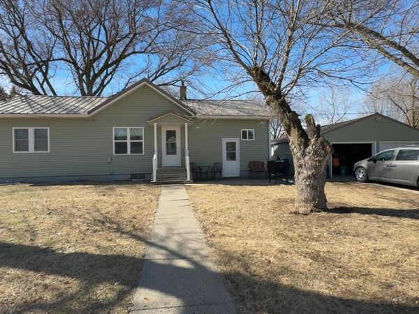 104 N 2nd Street, Ida Grove, IA 51445