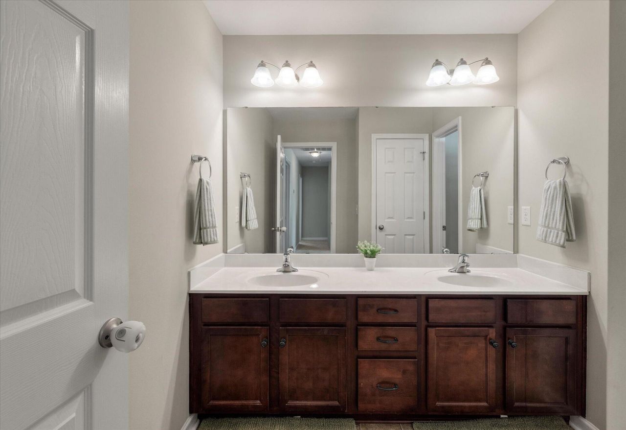 8536 Majestic Street Photo 35