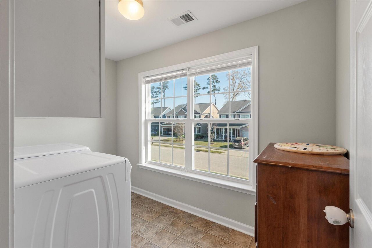 8536 Majestic Street Photo 37