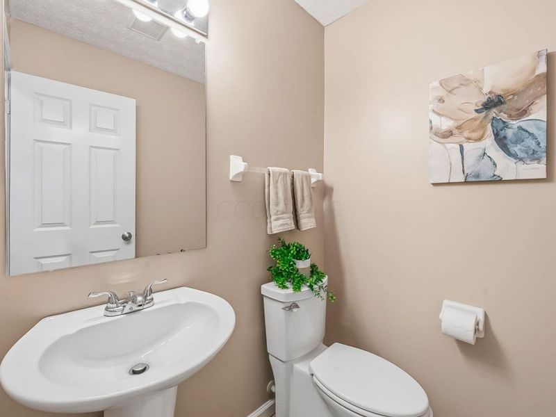 4032 Ponds Edge Street Street, Grove City, OH 43123 Photo 21