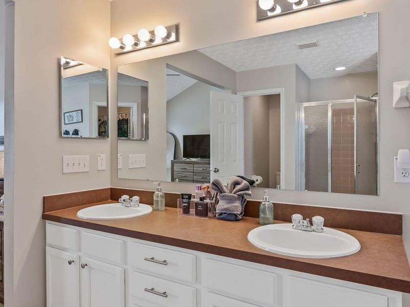 4032 Ponds Edge Street Street, Grove City, OH 43123 Photo 27