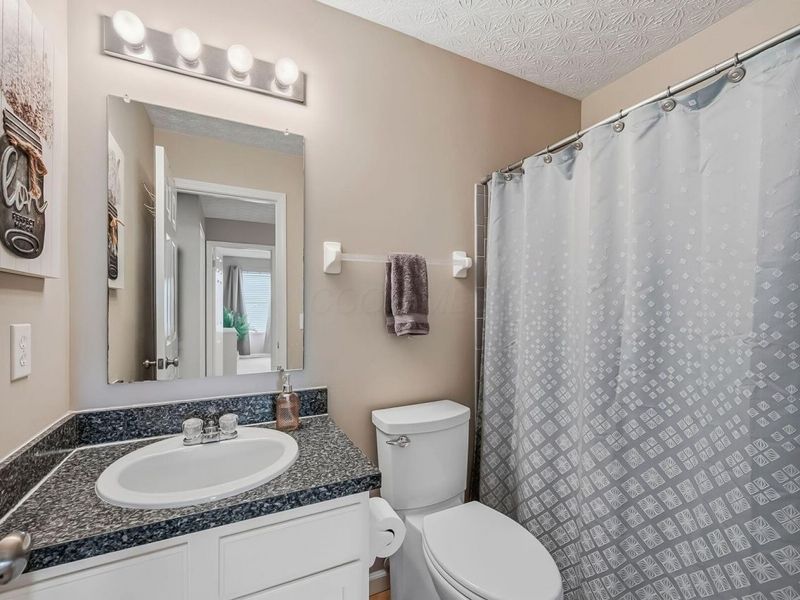 4032 Ponds Edge Street Street, Grove City, OH 43123 Photo 32