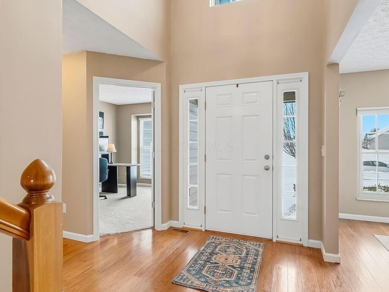 4032 Ponds Edge Street Street, Grove City, OH 43123 Photo 4