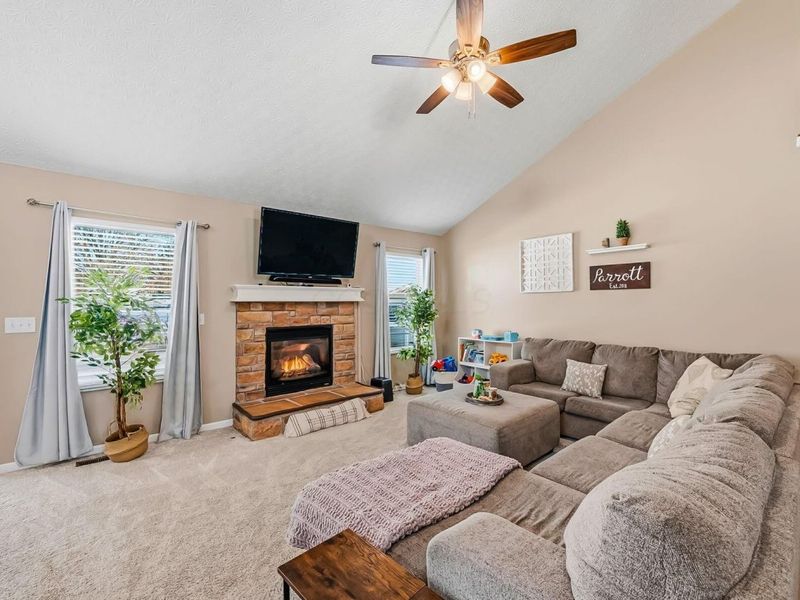 4032 Ponds Edge Street Street, Grove City, OH 43123 Photo 9