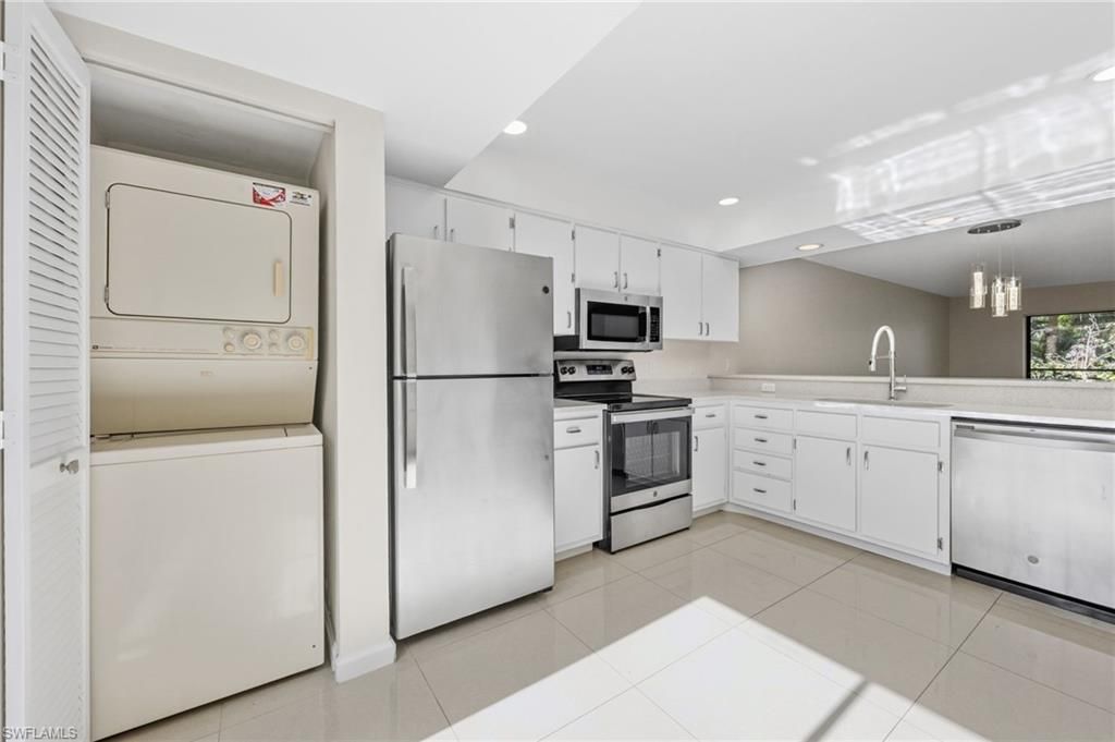 116 Pinebrook Dr, Fort Myers, FL 33907 Photo