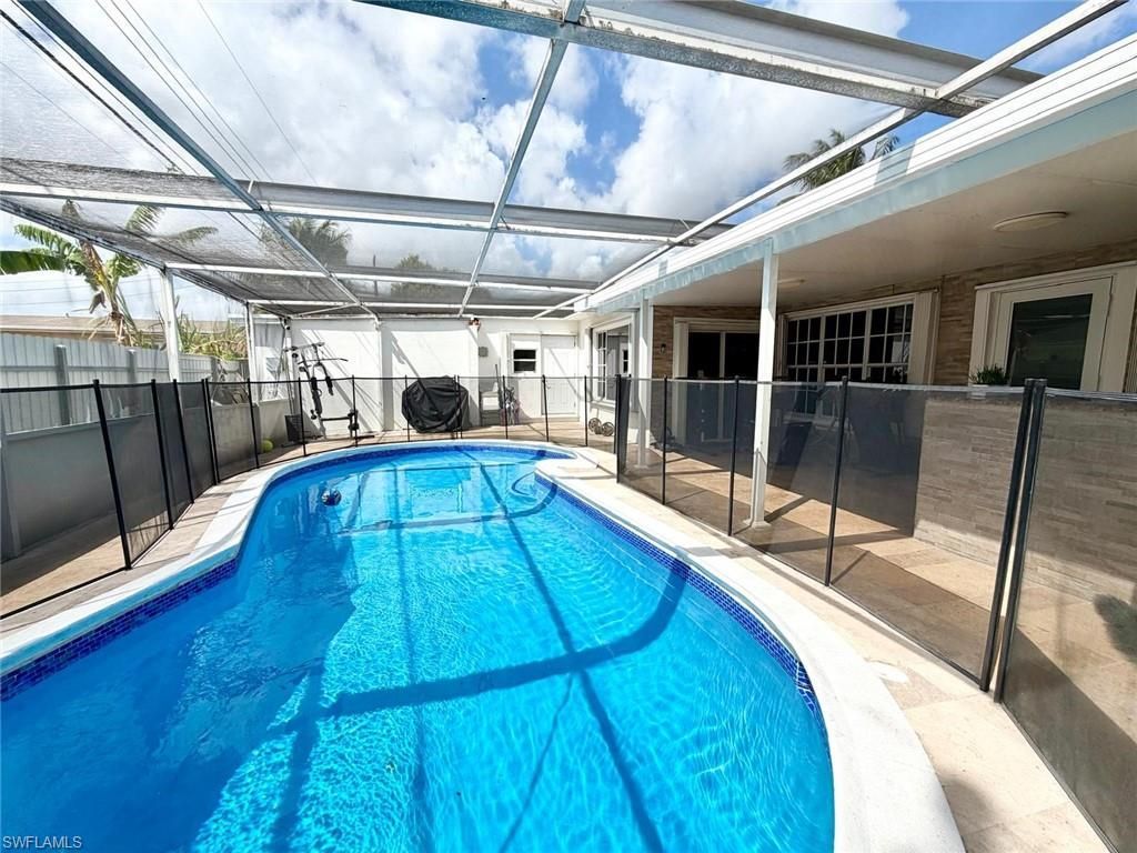 6748 Rose Dr , Miramar, FL 33023 Photo