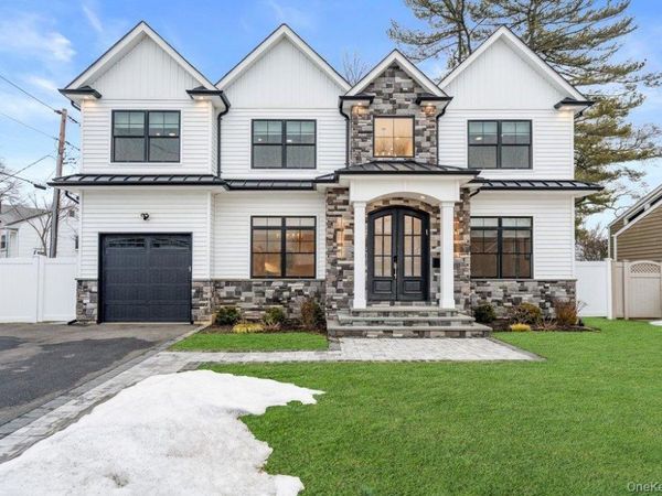 43 Voorhis Drive , Old Bethpage, NY 11804