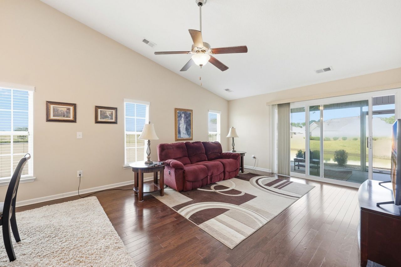 932 Tullamore Ct. Photo 10