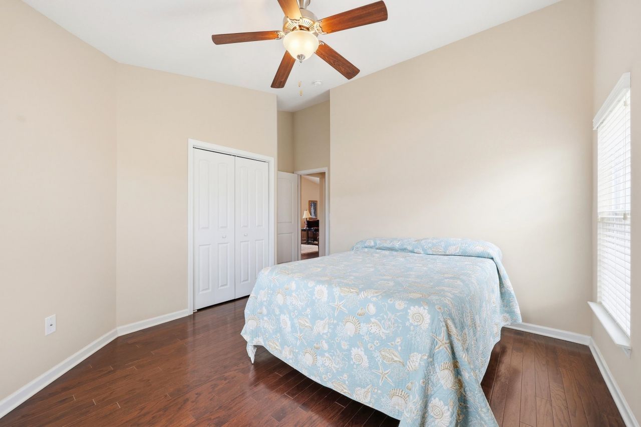 932 Tullamore Ct. Photo 20