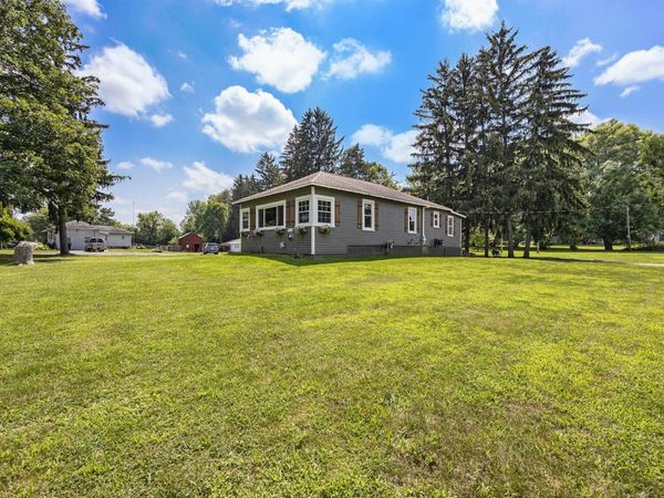 1187 Haynor Road, Ionia, MI 48846