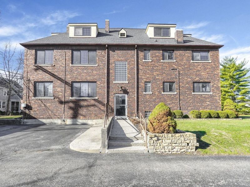 2208 Arlington Avenue , Columbus, OH 43221 Photo 4