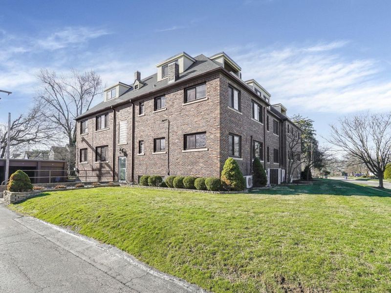 2208 Arlington Avenue , Columbus, OH 43221 Photo 9