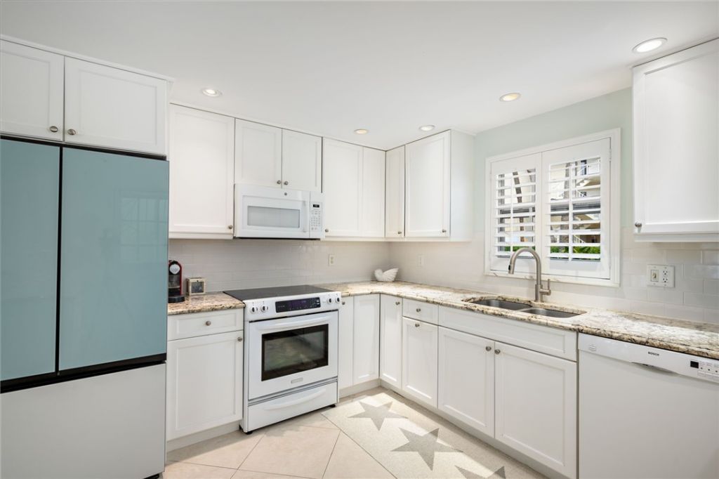 1180 Reef Road, Unit B7, Vero Beach, FL 32963 Photo