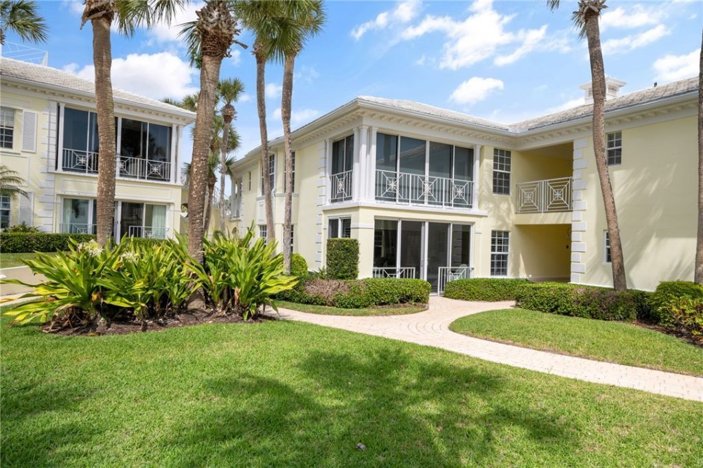 1180 Reef Road, Unit B7, Vero Beach, FL 32963 Photo