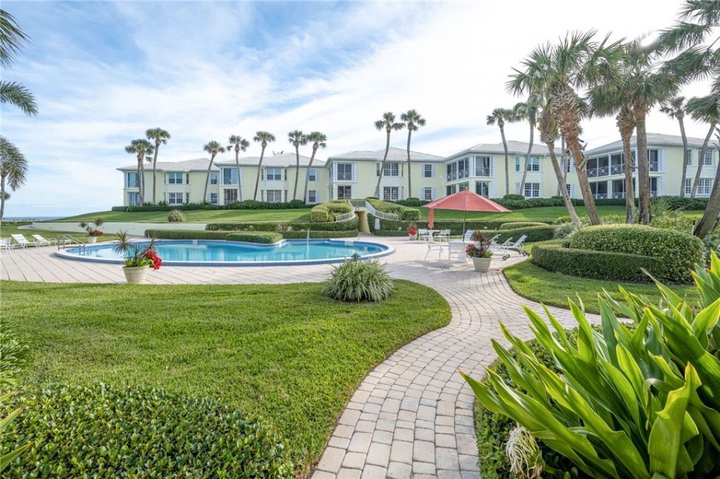 1180 Reef Road, Unit B7, Vero Beach, FL 32963 Photo