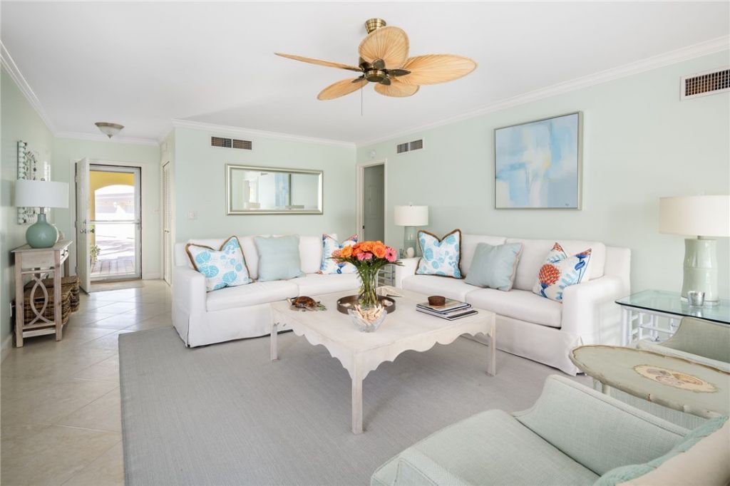 1180 Reef Road, Unit B7, Vero Beach, FL 32963 Photo