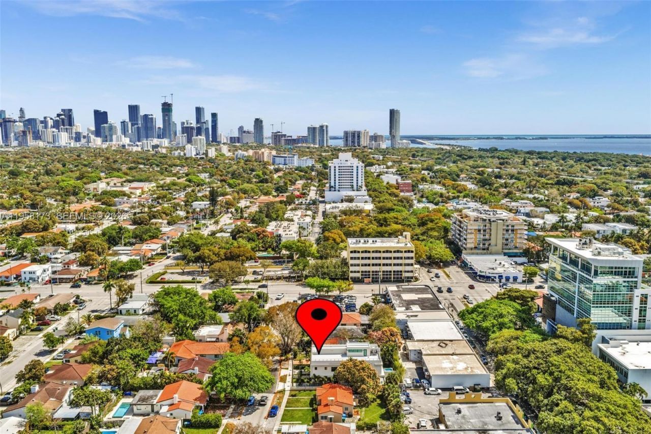 1746 SW 21st Ter, Unit Left, Miami, FL 33145 Photo