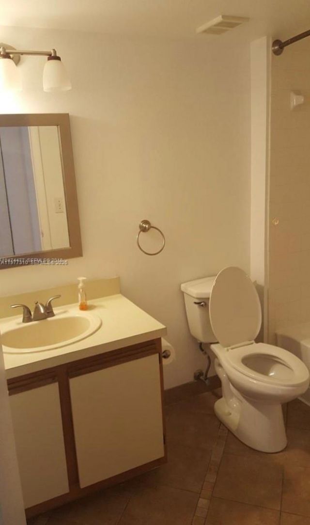 9999 Summerbreeze Dr , Unit 420, Sunrise, FL 33322 Photo