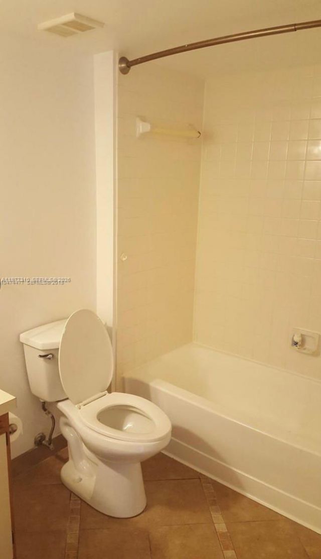 9999 Summerbreeze Dr , Unit 420, Sunrise, FL 33322 Photo