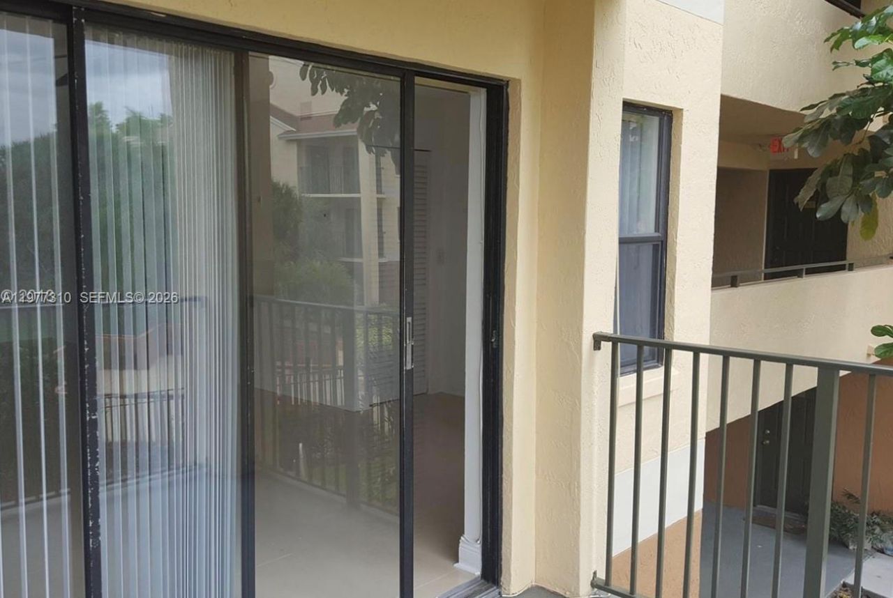 9999 Summerbreeze Dr , Unit 420, Sunrise, FL 33322 Photo