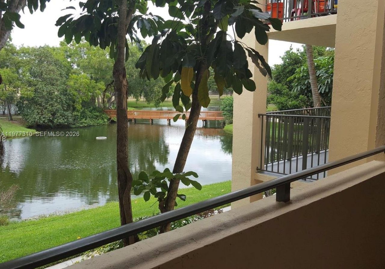 9999 Summerbreeze Dr , Unit 420, Sunrise, FL 33322 Photo