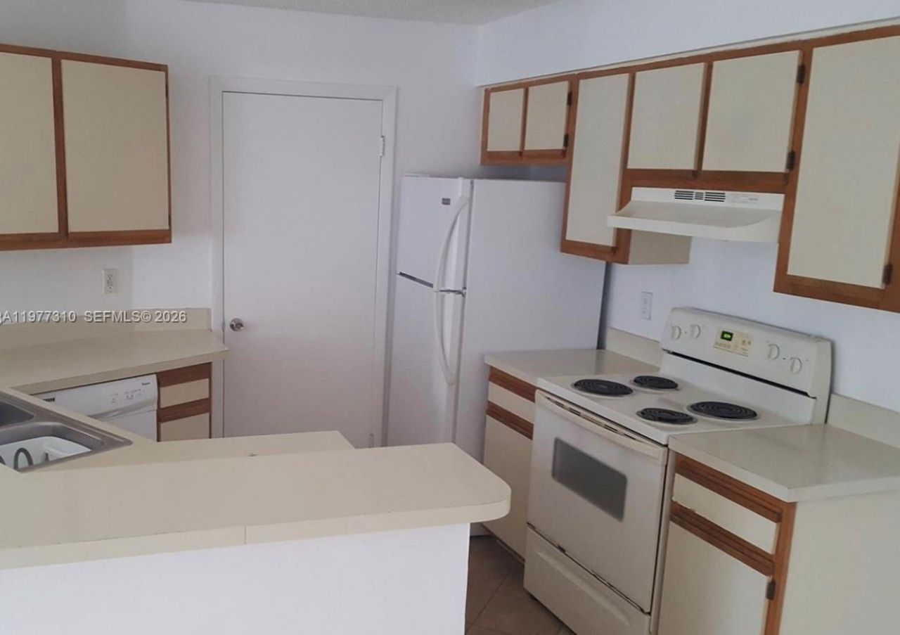 9999 Summerbreeze Dr , Unit 420, Sunrise, FL 33322 Photo