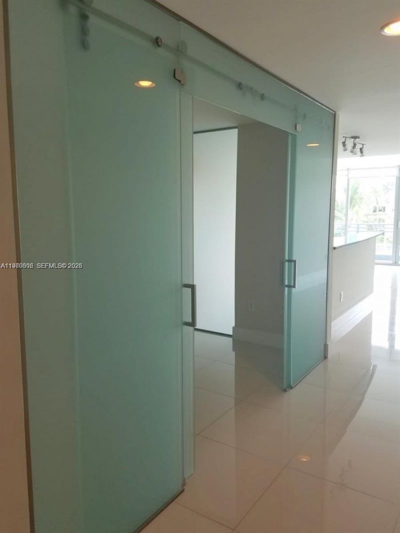 2950 NE 188th St, Unit 237, Aventura, FL 33180 Photo