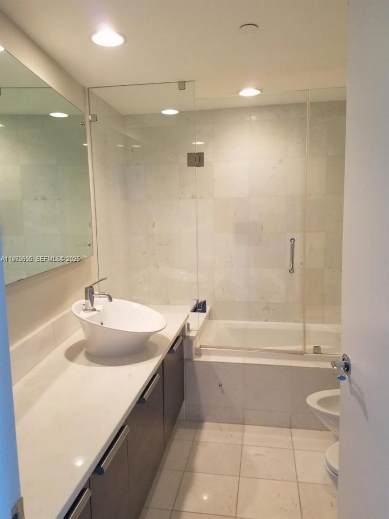 2950 NE 188th St, Unit 237, Aventura, FL 33180 Photo