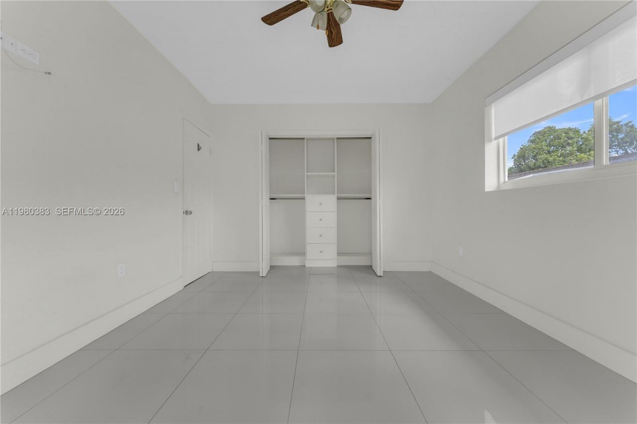 5271 NW 5th St, Unit 5271, Miami, FL 33126 Photo