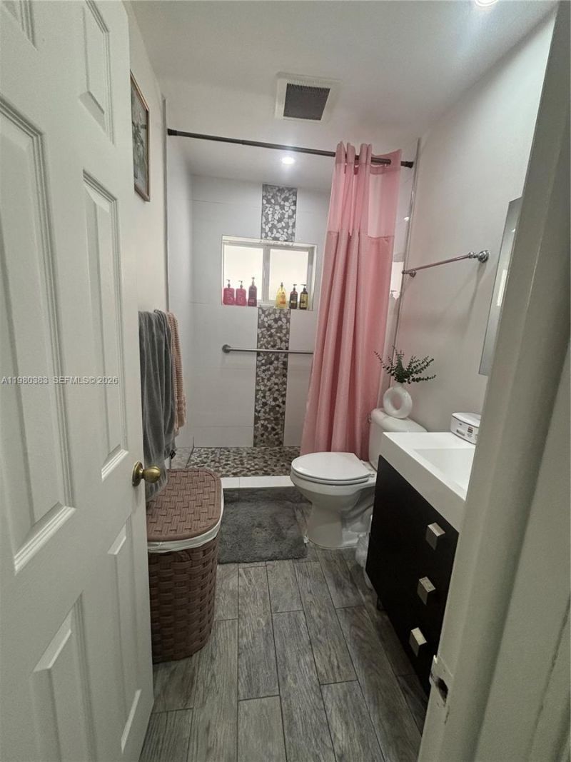 5271 NW 5th St , Unit 5271, Miami, FL 33126 Photo