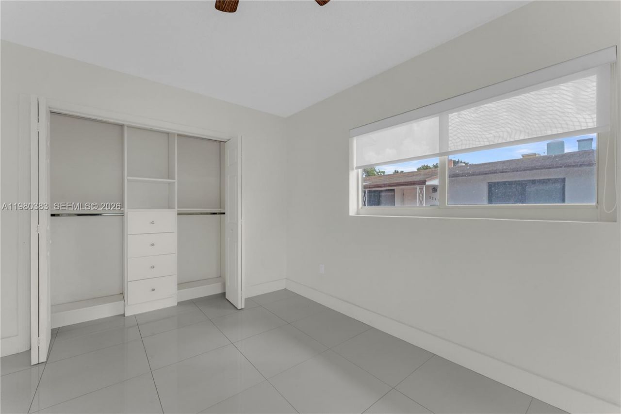 5271 NW 5th St, Unit 5271, Miami, FL 33126 Photo